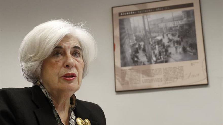 Sauquillo propone a Carmena abrir en Madrid un centro de memoria histórica