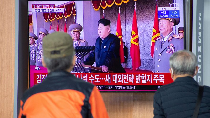 Medios de Pionyang destacan la llamada de Kim a mantener el "músculo militar"