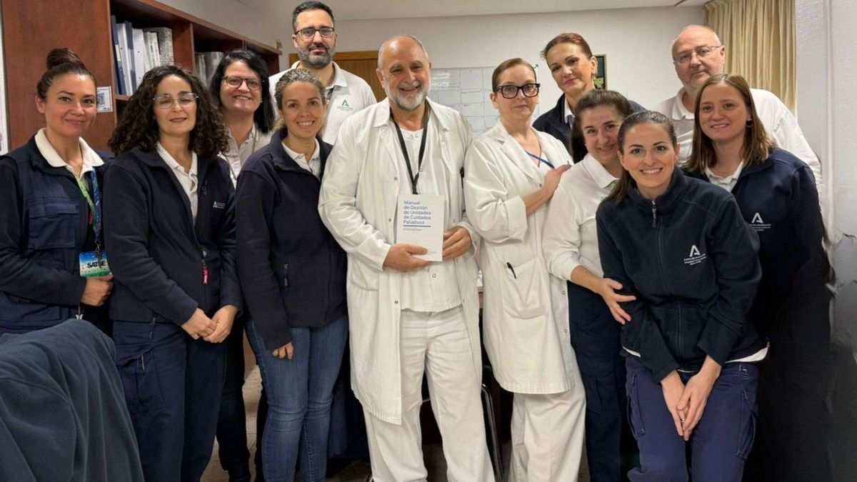 El Hospital Reina Sofía impulsa un manual para reforzar la calidad y coordinación de los cuidados paliativos