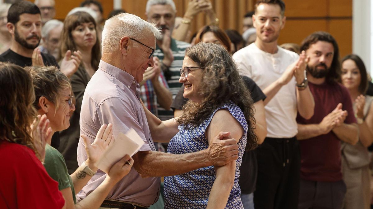 Joan Ribó junto a Mónica Oltra en la Asamblea de la coalición este 4 de julio.