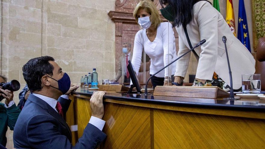 Cambiar 80 leyes con un decreto: "La funesta consecuencia de relegar el Parlamento andaluz a un papel pasivo y secundario"