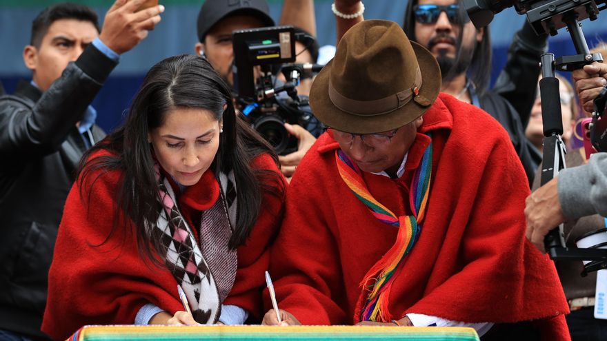 Luisa González firma pacto con movimiento indígena de Ecuador para tener respaldo frente a Daniel Noboa