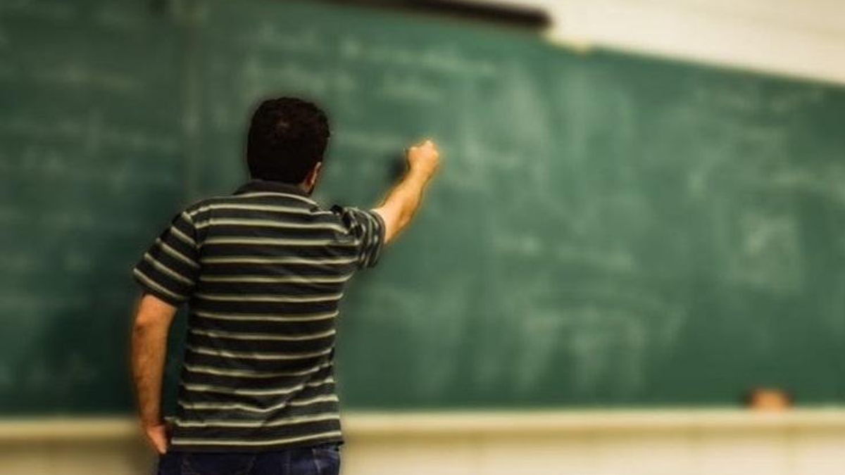 CCOO denuncia un  caos  en los nombramientos de docentes interinos en Canarias