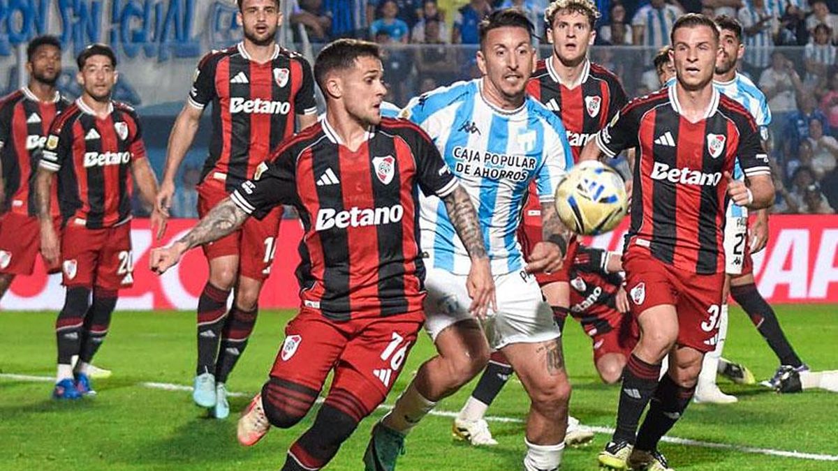 Atlético Tucumán enfrentó a River Plate en el estadio Monumental José Fierro, por la novena fecha del Torneo Clausura 2025 de la Liga Profesional