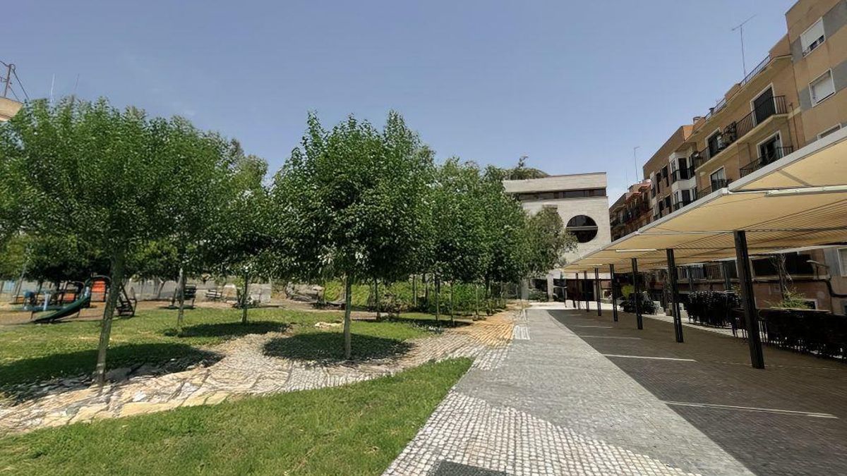 Cómo transformar la plaza de Europa, Preciosa o Sardoy de Murcia en refugios climáticos: "Son un fracaso urbanístico"