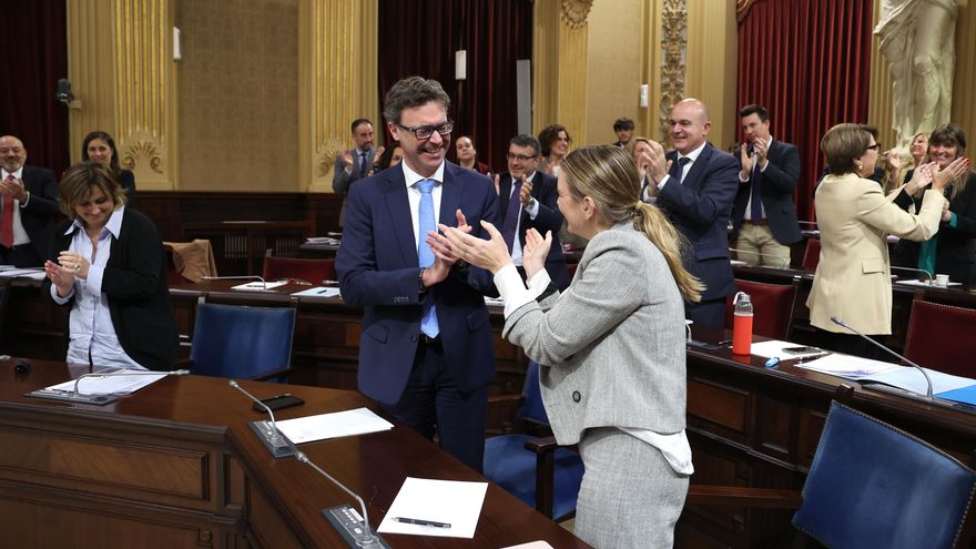 El PP aprueba con tránsfugas el techo de gasto en Balears y tras rechazar el reparto de menores migrantes, como exigía Vox