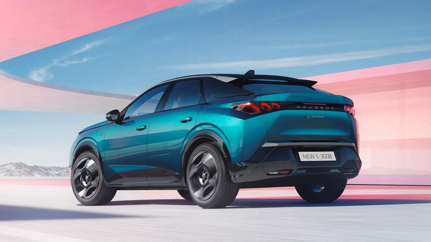 La trasera del Peugeot E-3008 tiene una inspiración 'fastback' como la del 408.