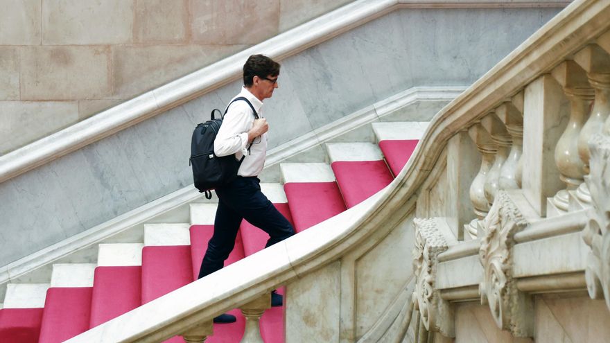 Illa se somete a una investidura pendiente del futuro de Puigdemont