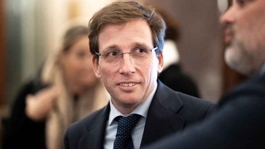 Almeida saca adelante su primer presupuesto de mayoría absoluta en el Ayuntamiento de Madrid y Vox se abstiene