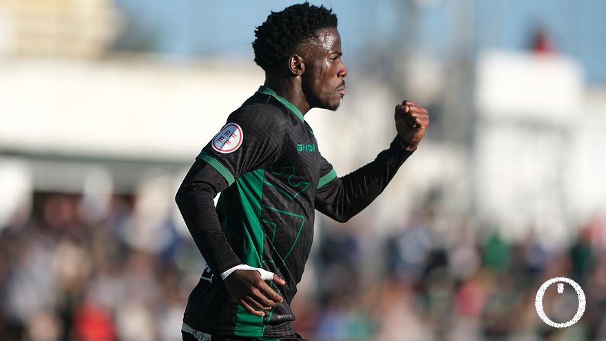 Adilson Mendes marca el ritmo en el Córdoba CF