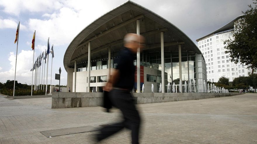 El Ayuntamiento de València detecta un fraude de 200.000 euros en el Palacio de Congresos