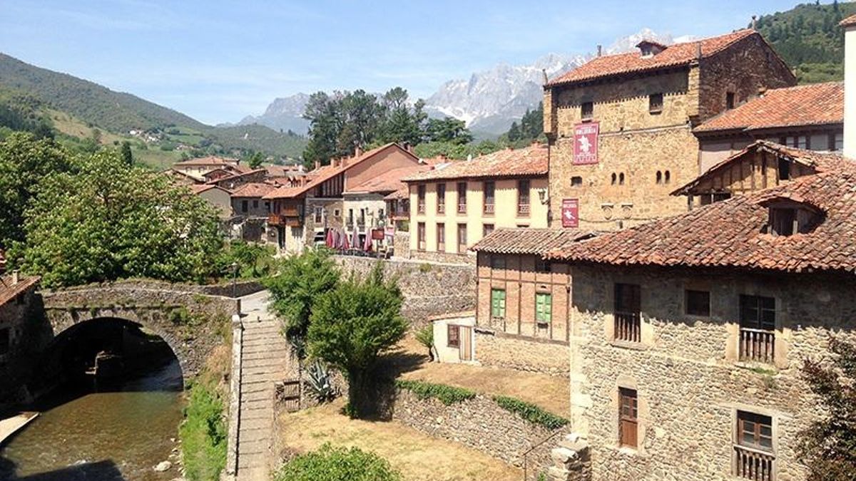 Cantabria está este lunes en alerta por temperaturas que pueden alcanzar los 37 grados en la comarca de Liébana