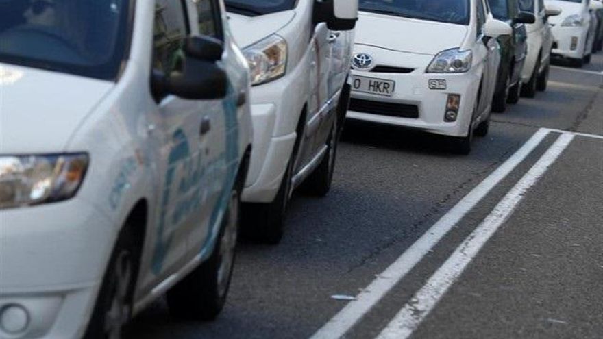 Archivo - Foto de archivo de un atasco