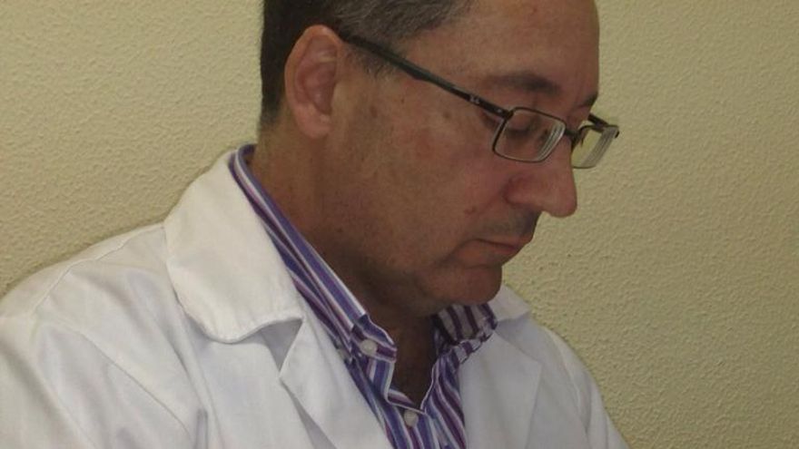 El médico Sergio Hernández Sánchez.