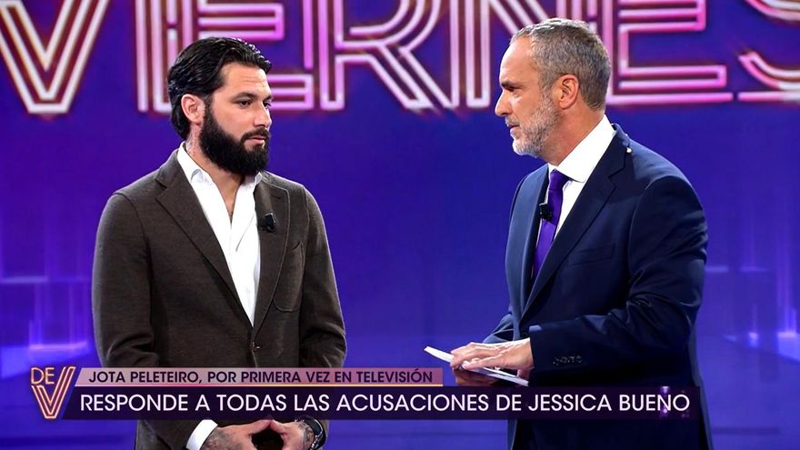 El corte de Santi Acosta a Jota Peleteiro en 'De Viernes' por su deuda con un colegio privado: "Es lo que yo he hecho"