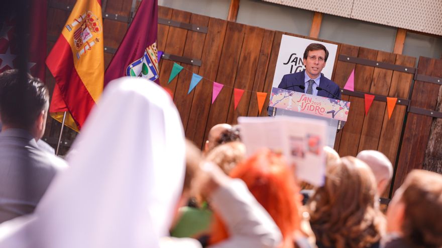 Almeida borra a las pregoneras de las Fiestas de San Isidro