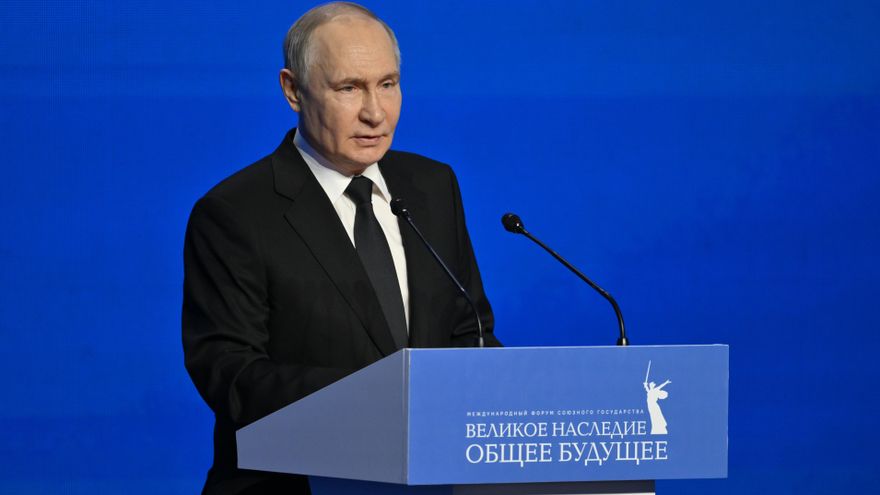 El Gobierno tendrá que explicar a Bruselas antes de fin de año cómo se desenganchará España del gas ruso