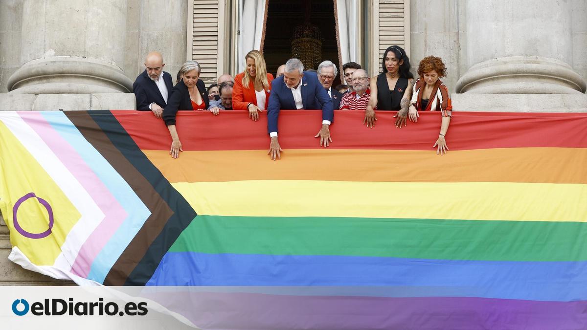 Vox traslada a los distritos de Barcelona su campaña contra la bandera ...
