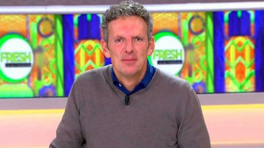 Joaquín Prat, a sus colaboradores de 'Ya es mediodía': "Aquí os habéis liado todos con todos"