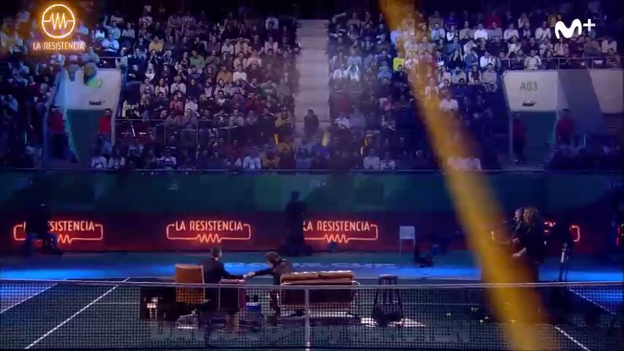 El reto de Piqué y Broncano antes de jugársela al tenis: estatua, o desvelar la caja