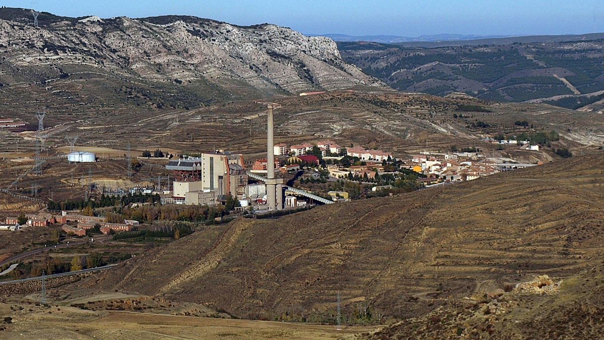 Repsol inicia las obras en la central térmica de Escucha (Teruel) pese a que sigue abierta la batalla por su protección