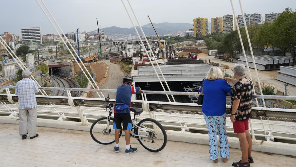 La Sagrera, la gran estación de Barcelona que lleva 15 años en obras y aún le quedan siete: "Tenemos el barrio empantanado"