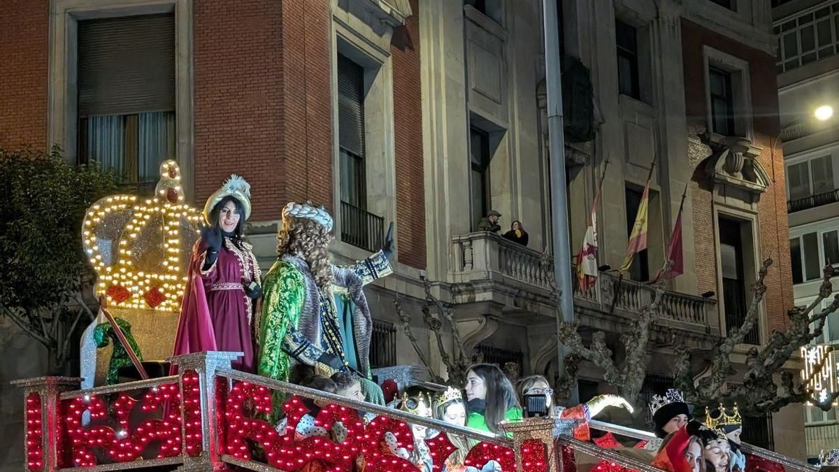 Cabalgata de Reyes Magos en León