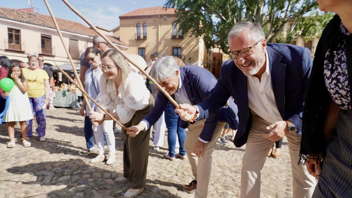 Celebración de la Romería de La Melonera en la Plaza del Grano de León. 