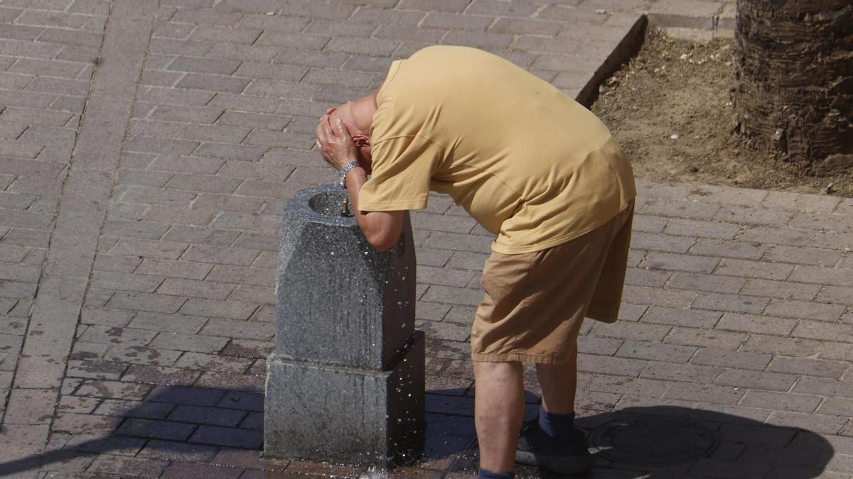 El calor pone en alerta a casi toda España y activa el "riesgo extremo" en Euskadi por temperaturas de más de 40 grados