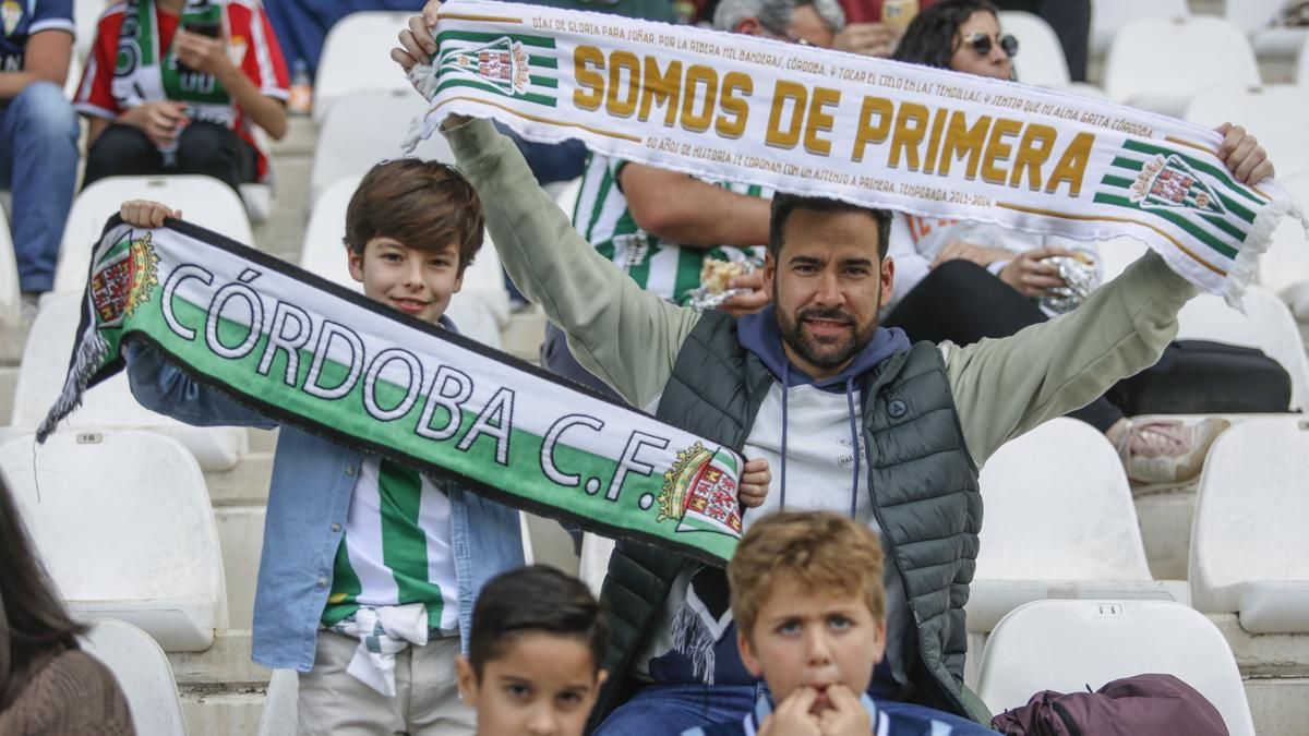 Grada Blanquiverde del Córdoba CF - Real Sociedad B