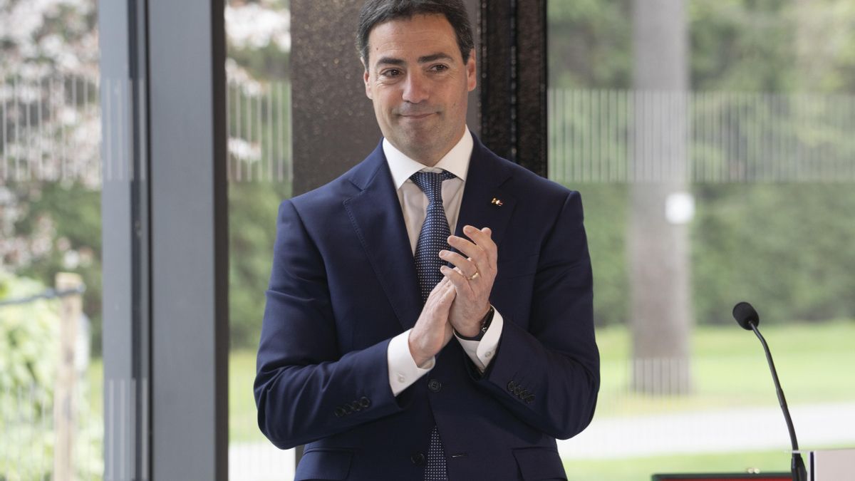 Pradales volvería a ganar las autonómicas dos años después e incluso mejoraría un escaño, según el Sociómetro