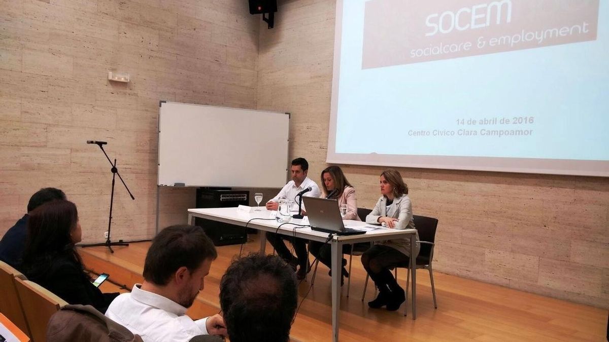 Una treintena de empresas analizan en Barakaldo el potencial de negocio y empleo del sector del envejecimiento