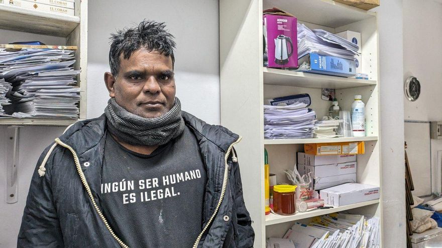 Los migrantes sin papeles que ansían la regularización masiva que debatirá el Congreso: "Queremos trabajar sin miedo"