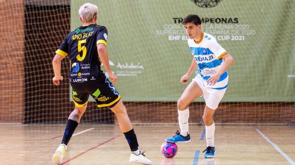 El Córdoba Patrimonio firma a Diego Tosina y lo devuelve a Málaga durante un año