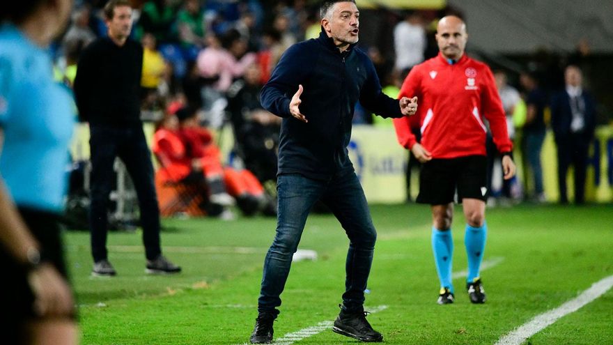 Pimienta, “convencido” de que Las Palmas destacará “más en Primera que en Segunda”