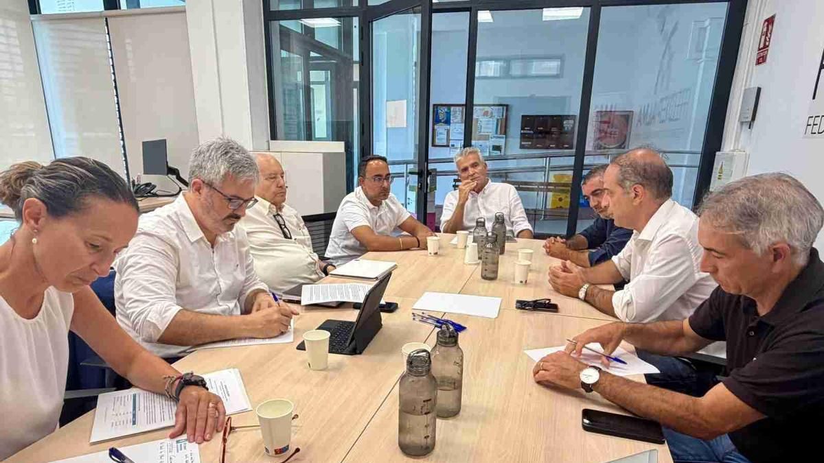 La Federación de Empresarios de La Palma exige garantizar la deducción del 60% del IRPF para 2026 y 2027 y desbloquear el túnel Remo-Zamora