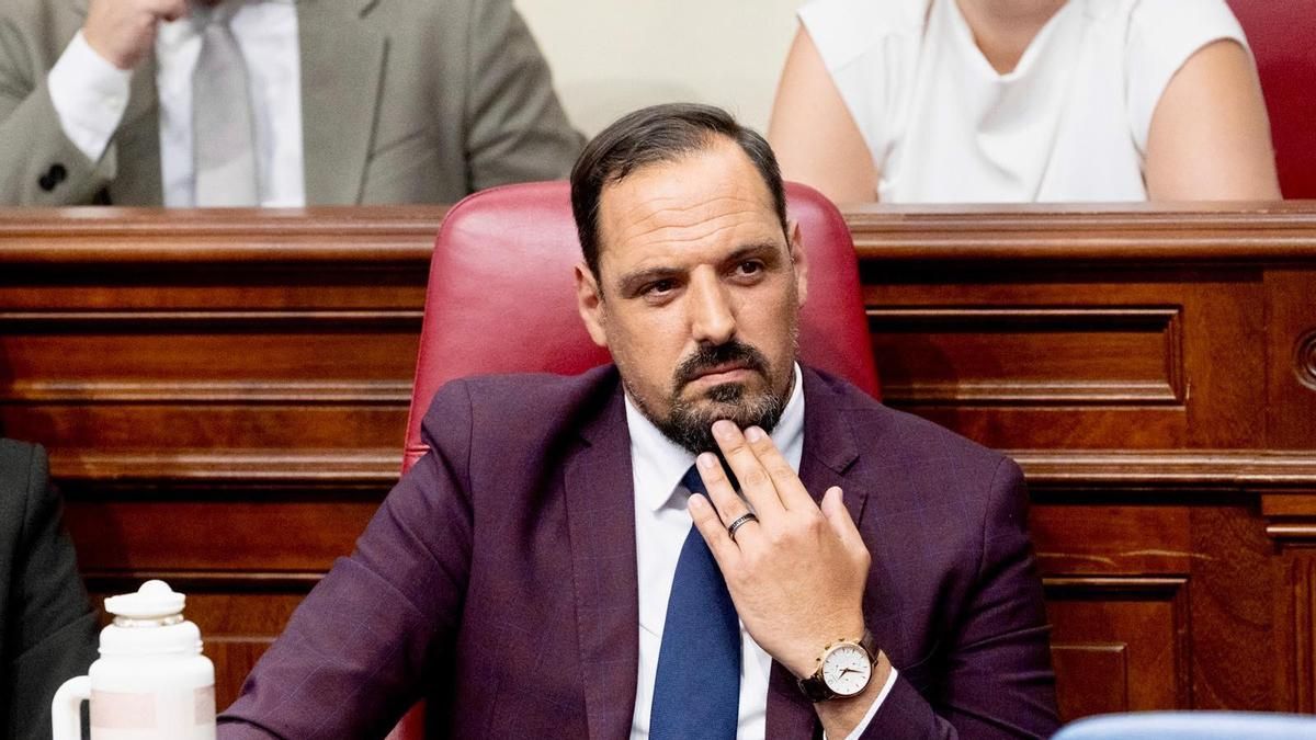 Jonathan Felipe pide al Gobierno de Canarias un Decreto-Ley urgente que dé seguridad jurídica a los propietarios de alquiler vacacional de las Islas Verdes “tras el rechazo de PSOE y NC a esta iniciativa