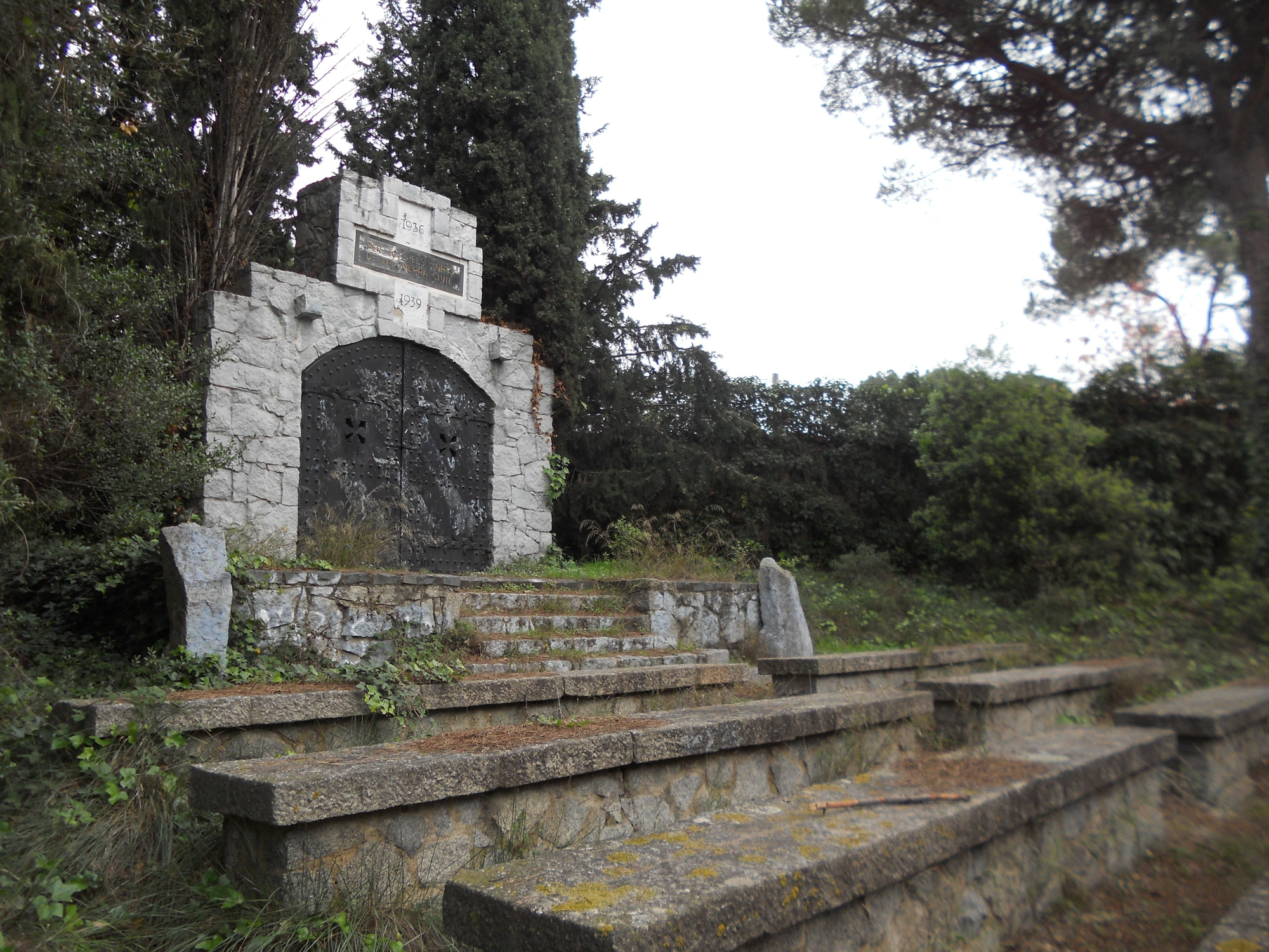 La capilla del Coll de Parpers, antes conocida como Capilla de Cristo Rey, donde Durán iba a conmemorar la muerte de Franco el día 20 de noviembre de 1980 junto a otros elementos ultraderechistas