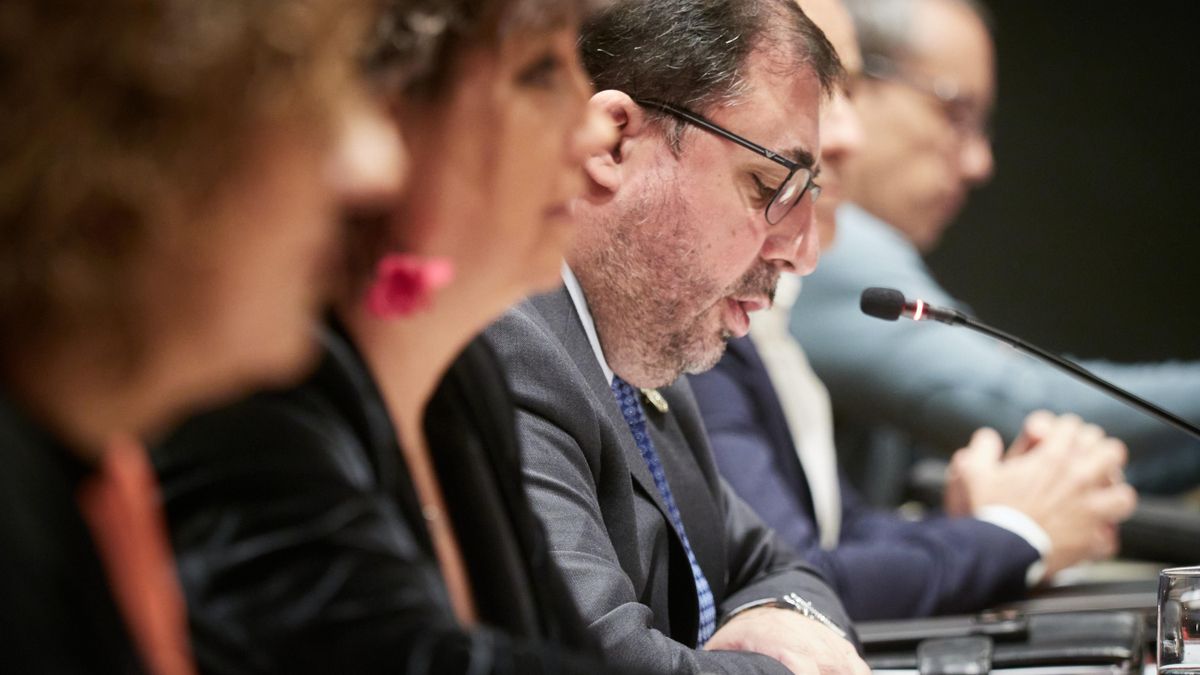 El presidente del Parlamento navarro pide "poner coto" a los discursos de odio "para garantizar una convivencia sana"