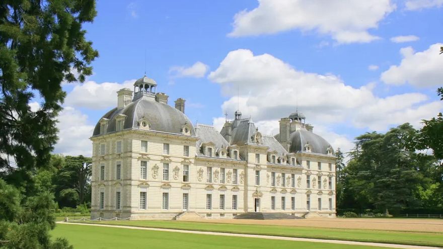 Considerado la joya del valle del Loira, es el castillo que inspiró a Hergé para crear el escenario de las aventuras de Tintín