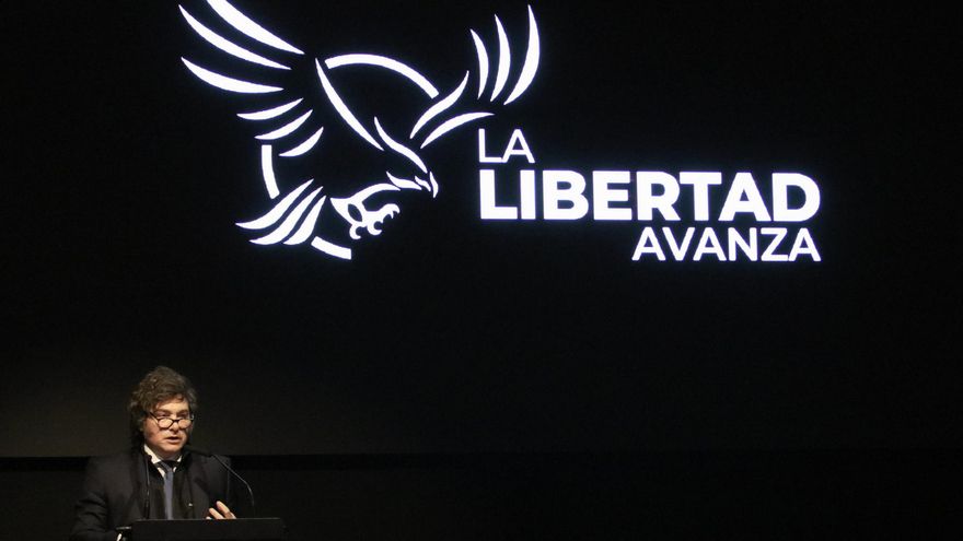 Milei lanza campaña en provincia de Buenos Aires y llama "pichón de Stalin" al gobernador