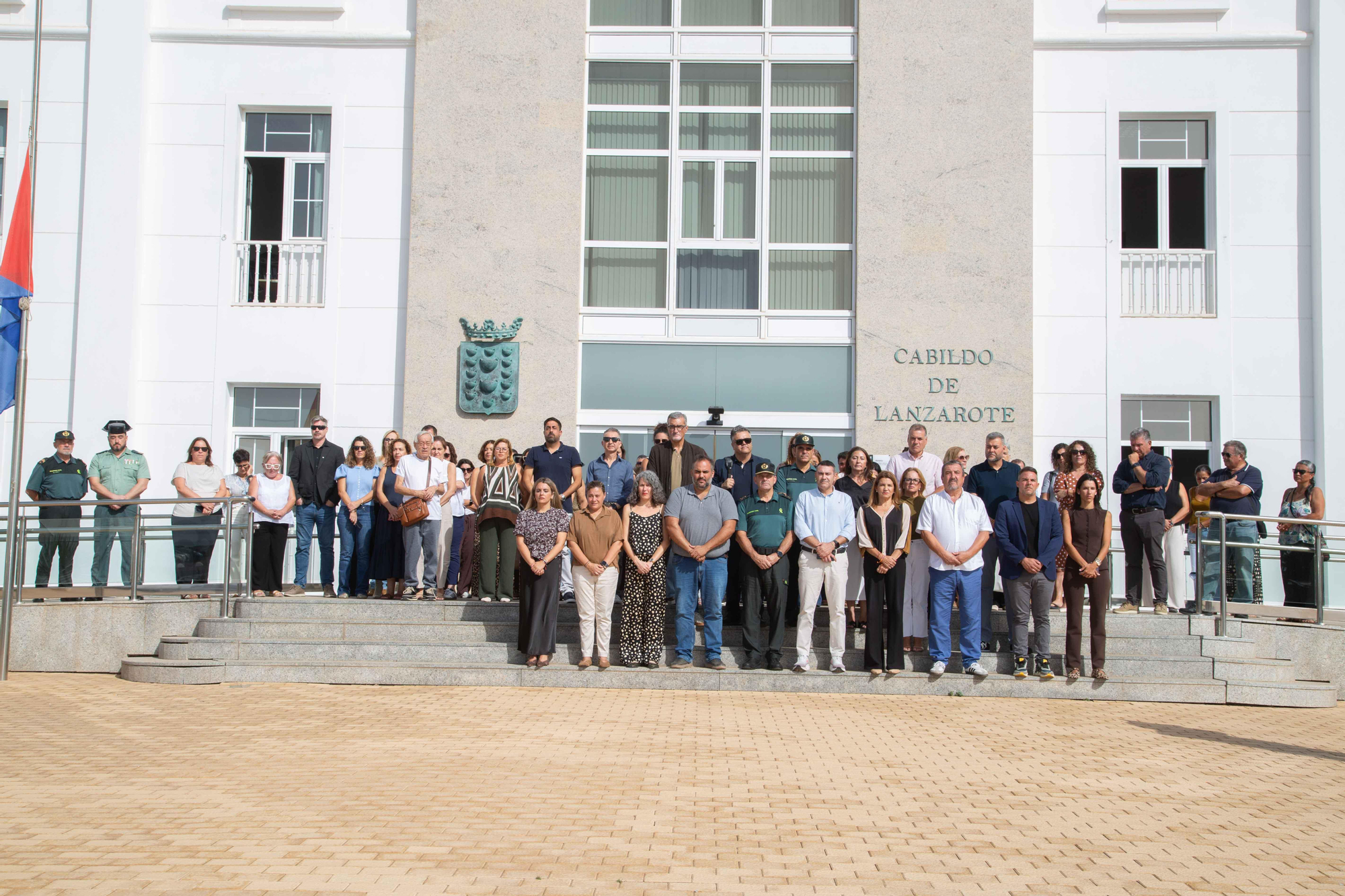 El Cabildo de Lanzarote, en el minuto de silencio.