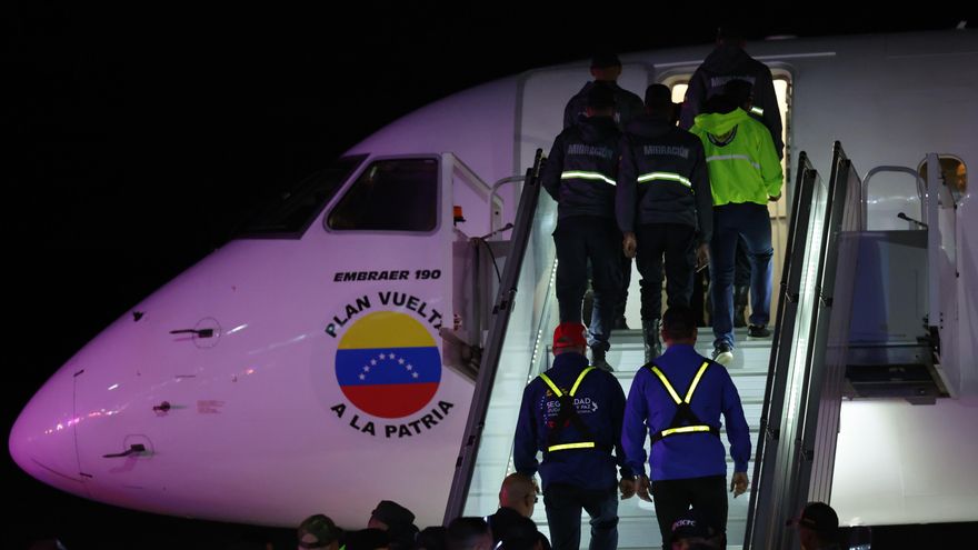 Llegan a Venezuela dos vuelos con deportados desde Estados Unidos