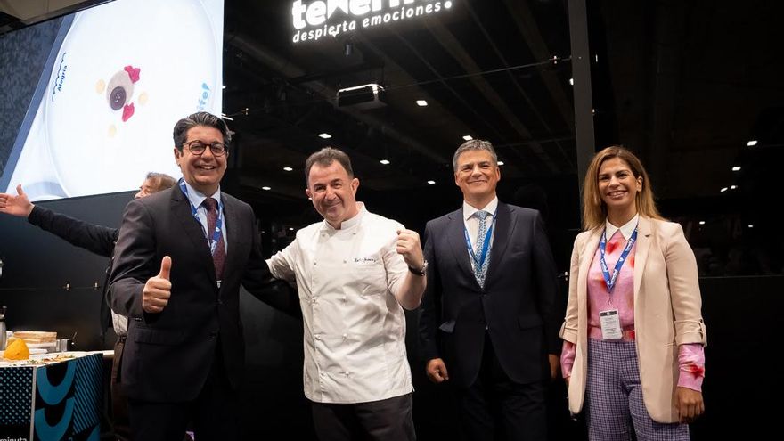 Pedro Martín, presidente del Cabildo de Tenerife; Martín Berasategui; Javier Parrilla, consejero de Agricultura; y Laura Castro, directora insular de Turismo
