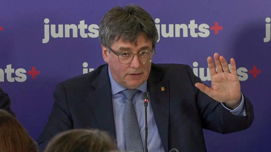Junts confirma su giro a la derecha y propone un "modelo catalán de ciudadanía" para los migrantes