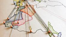 Mapa decolonial de los jugadores de la selección francesa de fútbol. Nanao Suzuki.