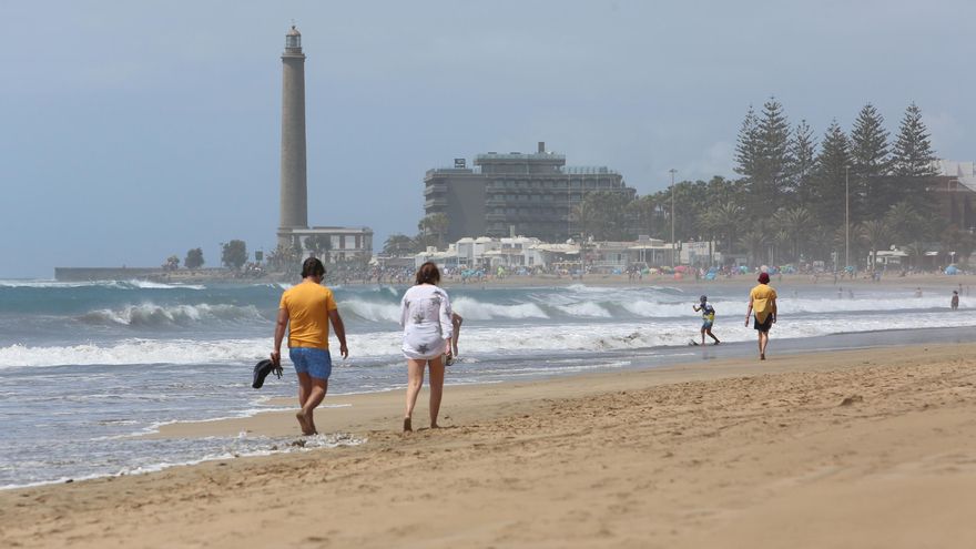 Playa de Maspalomas esta Semana Santa. (ALEJANDRO RAMOS)