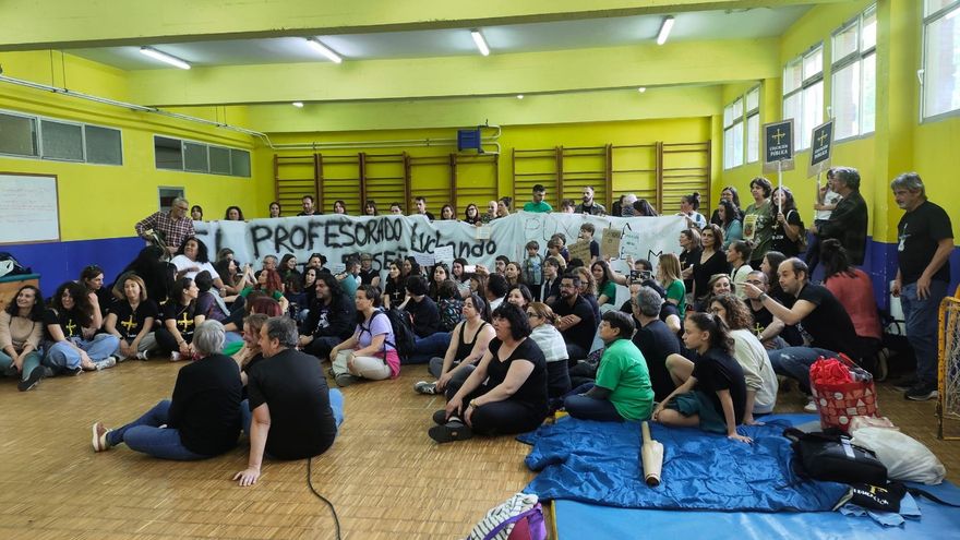 Asambleas docentes han convocado encierros como previa a los dos días de huelga en Secundaria, Bachillerato y Formación Profesional.