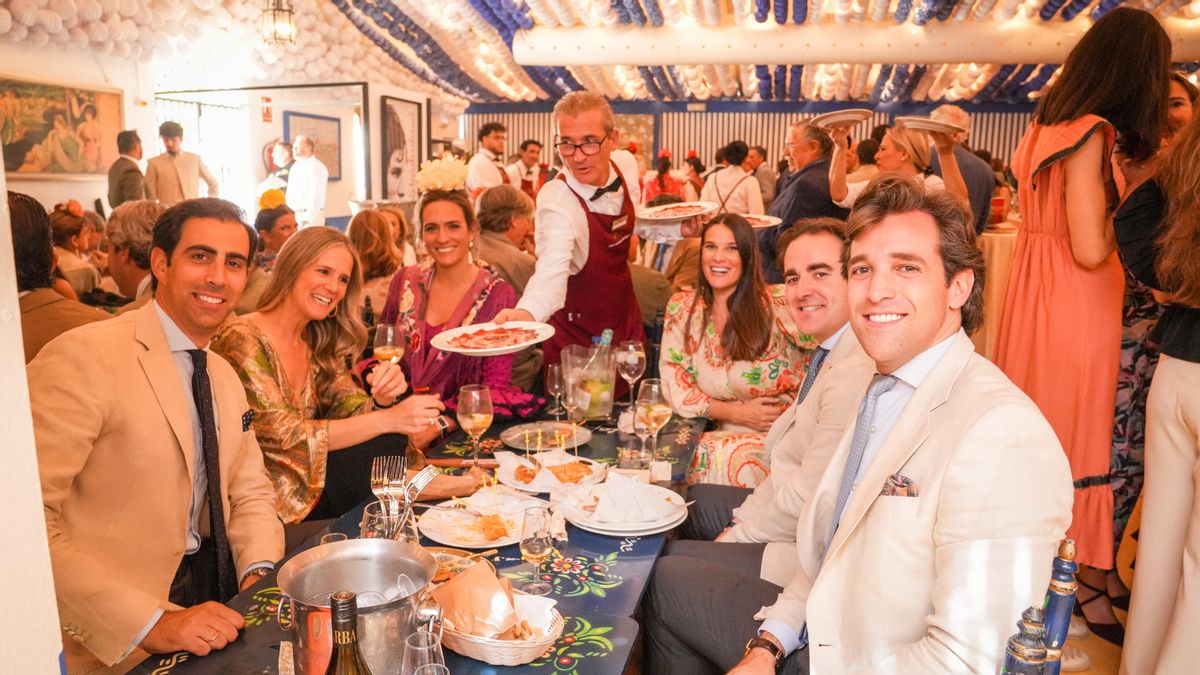 Comidas de empresas y amigos en la Feria de Córdoba