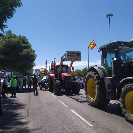 Tractores ante el Ministerio